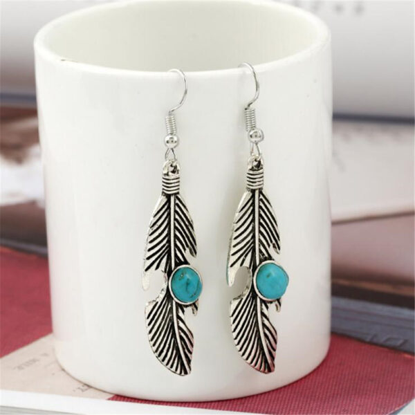 European And American Fashion Retro Feather-shaped Turquoise Earrings - Image 5