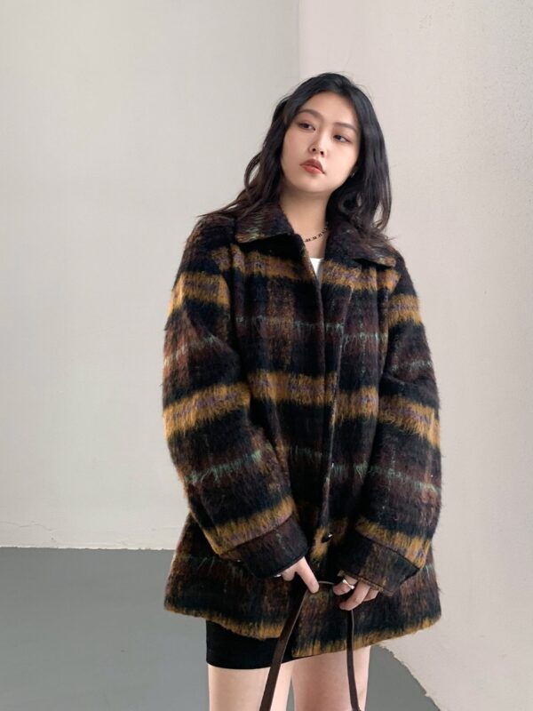 Retro Lapels Plaid Wool Coat - Image 4